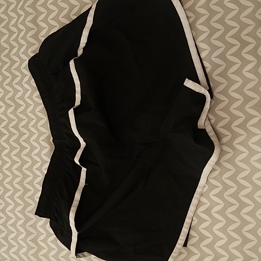 Champion Running Shorts - Picture 5 of 5